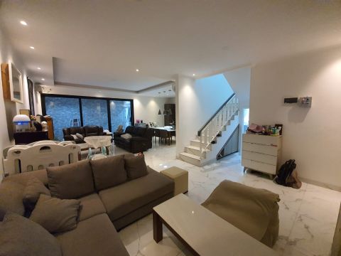 Furnished Housing North Thames Jakarta Garden City