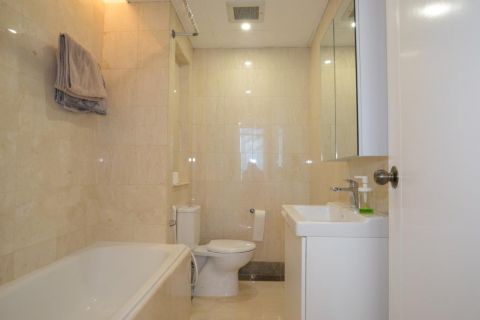 Bathroom2